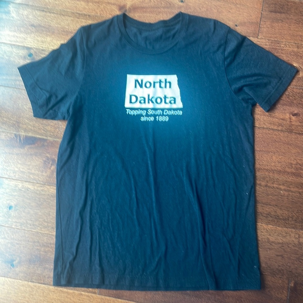 Graphic t